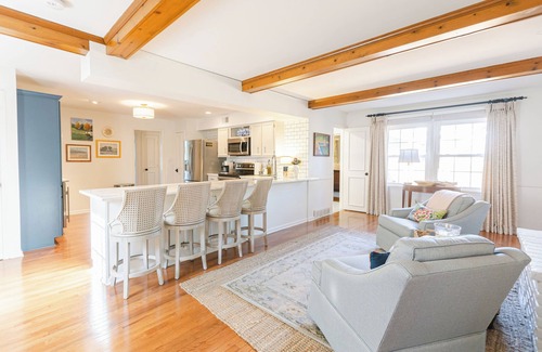 Buechel House | Southern Comfort Home KY Derby 2025- 12 Miles from the Track!