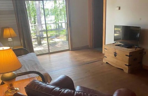 Troup County Cabin | Southern Lakeside Cabin #1