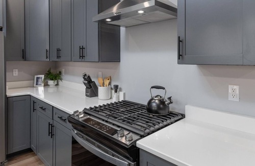 Chattanooga Apartment | Southside Chatt Condo - 2BR, Pet Friendly!