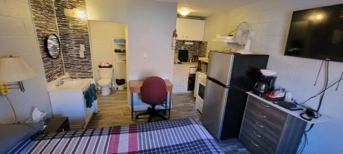 Westlock Hotel | Southview Motel