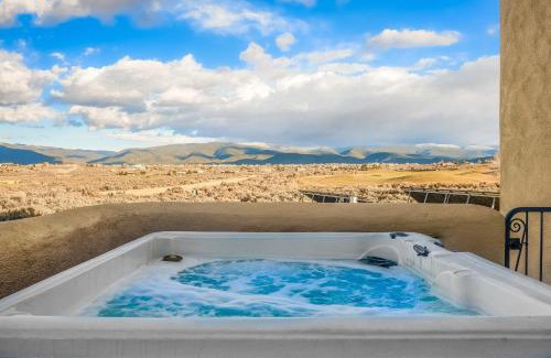 Ranchos De Taos House | Southwest Stunner