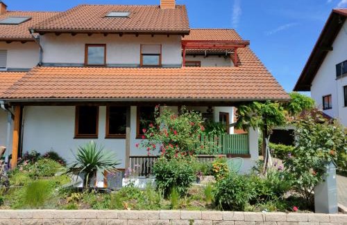 Weingarten Apartment | Soutterain - Wohnung mit Senkgarten