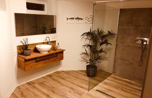 Weingarten Apartment | Soutterain - Wohnung mit Senkgarten
