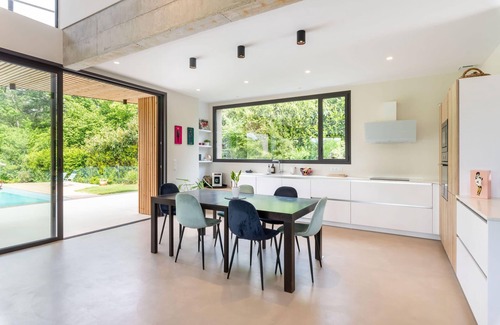 Les Serres - Vivier Villa | Souvenirs, architect's house with pool and garden