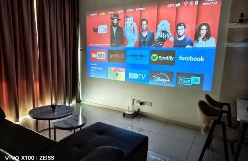 Sungai Buloh Apartment | sp13a Netflix 6pax 2park kelab Rahman putra Sungai buloh