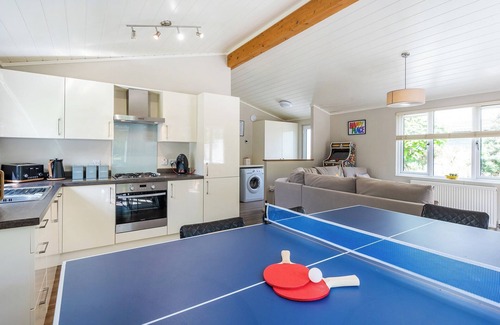 Raywell Ski Chalet | Spa Castaway (Pet Garden)