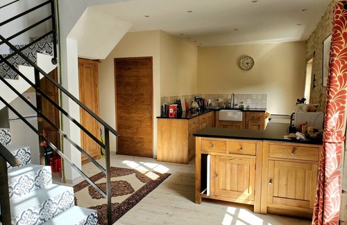 Saint-Georges-des-Agouts Other | Spacious, recently converted Charentais farmhouse in small commune