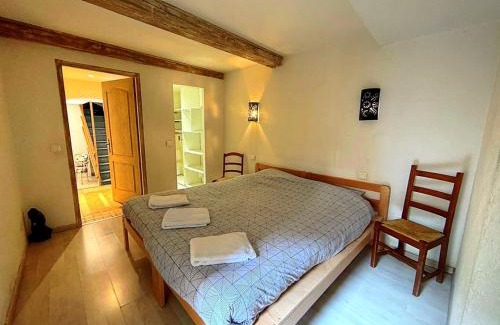 Lorgues House | Spacieuse maison de village, centre de Lorgues