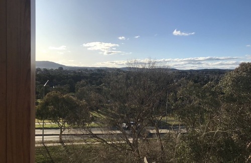 Gungahlin Apartment | Spacious 1 Bed Apartment, parking, gym, pool