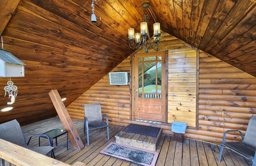 Fishs Eddy House | Spacious 11-bedroom house with AC and WiFi in charming Fishs Eddy