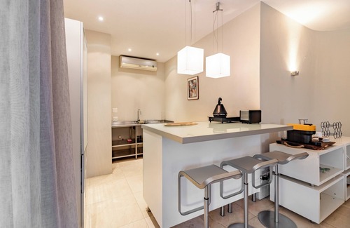 La Lucia Apartment | Spacious 1Bedroom Garden Retreat with Private Pool
