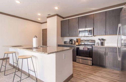 Jeffersontown Apartment | Spacious 1BR Suite | Pool, Parking + Gym D