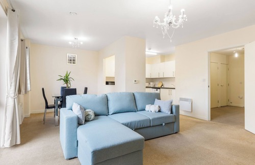 Glyndon Apartment | Spacious 2 Bed Apartment