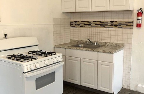 Paterson Apartment | Spacious 2 bedroom apartment with 1 bathroom and private street entrance