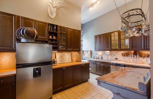 Midtown Condo | Spacious 2-Story Luxury Penthouse & Private Terrace