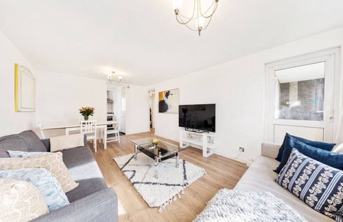 Westbourne House | Spacious 2BR apartment in Notting Hill