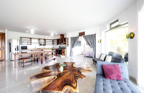 Tilaran Condo | Spacious 3-bedroom condo in wonderful Lake Arenal with WiFi, AC, swimming pool.