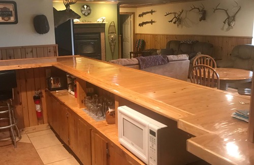Wakefield Apartment | Spacious 3 bedroom for outdoor getaway, gateway to western U.P. Adventures