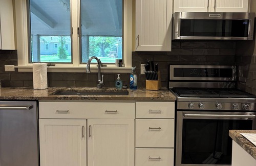 Sioux Center House | Spacious 3 Bedroom Home in a Quiet Neighborhood Near the University