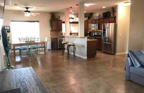Lake Havasu City House | Spacious 3 BR with Pool Minutes Away from Lake