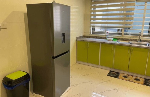 Ogbodjo Apartment | Spacious 3-bedroom apartment with WiFi, AC in welcoming Greater Accra Region