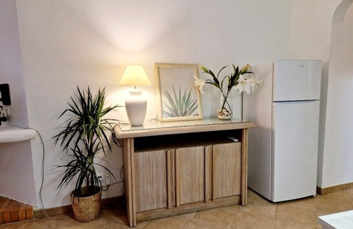 Urbanizacao dos Calicos Apartment | Spacious 3bed/2b, Ground Floor Corner apt. Big Garden, Close to shops and beach