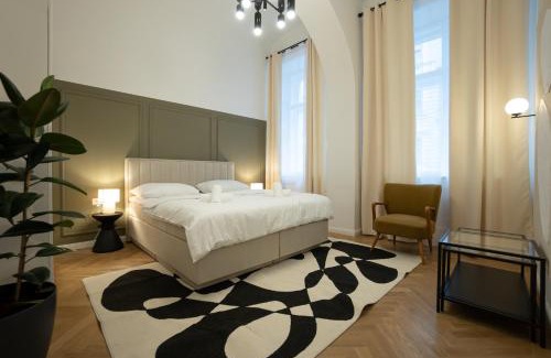 Alservorstadt Apartment | Spacious 3BR Escape with Sauna and Billiard
