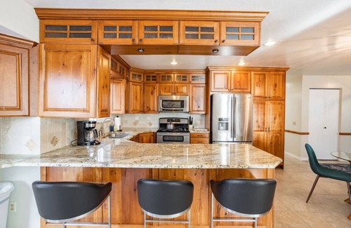 North Salt Lake House | Spacious 3BR Extended Stay: Airport, Downtown, Ski