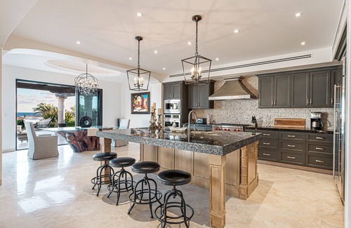 Buzzards Villa | Spacious 4 BD Oceanview Villa with a Private Pool