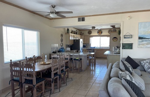 Las Conchas House | Spacious 4 bed 4 bath house with ocean views
