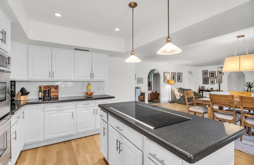 Phoenix House | Spacious 4-bedroom house perched on a hill with stunning desert views!