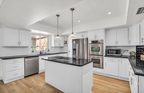 Phoenix House | Spacious 4-bedroom house perched on a hill with stunning desert views!