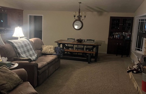 Little Suamico House | Spacious 4 Bedroom. Available for the week of the NFL Draft 2025