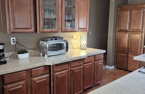 Mohave Valley House | Spacious 4-bedroom house with AC, WiFi in wonderful Golden Shores