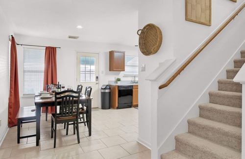 Tomball House | Spacious 4-bedroom house with AC, hot tub, and WiFi in welcoming Tomball
