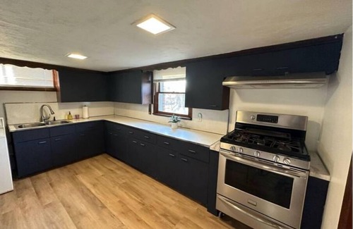 Wayne House | Spacious 4-bedroom house in awesome Wayne with WiFi