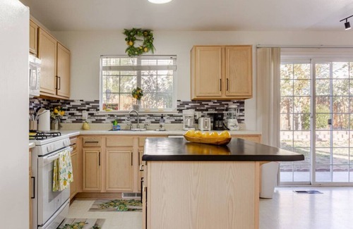 Carson City House | Spacious 4-bedroom house in brilliant Carson City with WiFi, AC.