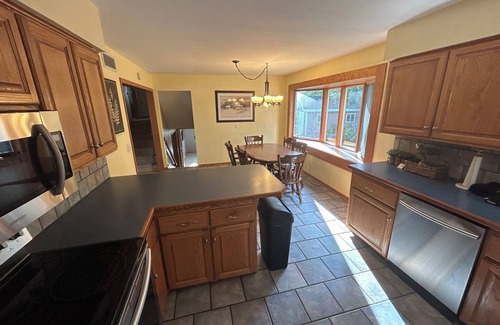 Sun Prairie House | Spacious 4-bedroom house in delightful Sun Prairie with Theater Room!