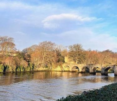 Buncrana House | Spacious 4 BR, Perfect Location