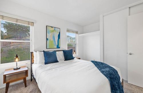 Bay Terraces Villa | Spacious 4BR Oasis with Pool Table and Spa