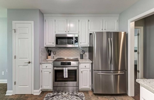 Huntcliff House | Spacious 4BR with Loft Bedroom