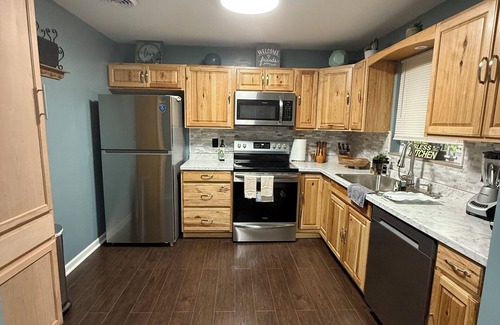 St Albans House | Spacious 5-bedroom house with AC, WiFi in brilliant Saint Albans