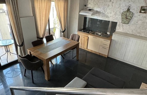 Mamaia-Sat Villa | Spacious 5-bedroom villa with WiFi and AC in beautiful Mamaia-Sat