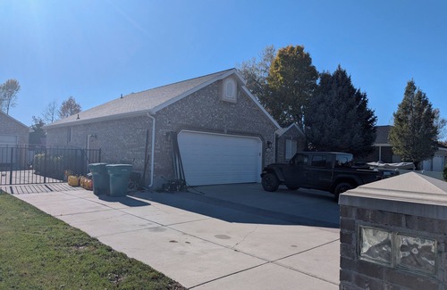 Lehi House | Spacious 5-br house withHeat AC, WiFi, 2 50 gallon hot water in wonderful Lehi