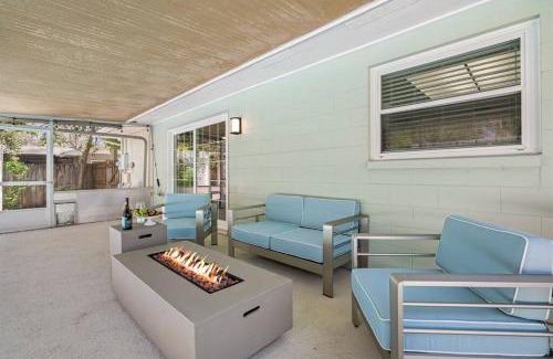 Brandon House | Spacious & Amazing Home w/Big Pool and Patio