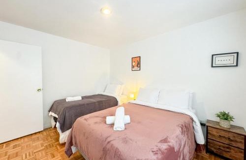 Guttenberg Apartment | Spacious and Convinient near NYC Parking Available