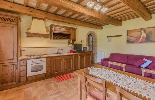 Corinaldo Villa | Spacious and cosy villa with pool in the countryside, just 15 minutes from the beaches of Senigallia