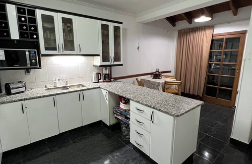 Mendoza City Center House | SPACIOUS AND EXCLUSIVE HOUSE IN THE CENTER, METERS FROM SAN MARTIN PARK AND DOWNTOWN MENDOZA