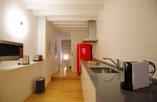 La Llotja-Born Apartment | Spacious Apartment in Palma Old Town, Wifi, Air Conditioning, Fully Equipped