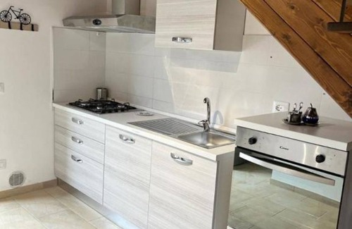 Villa Latina Apartment | Spacious Apartment Sleeps 6 Tranquil Surroundings